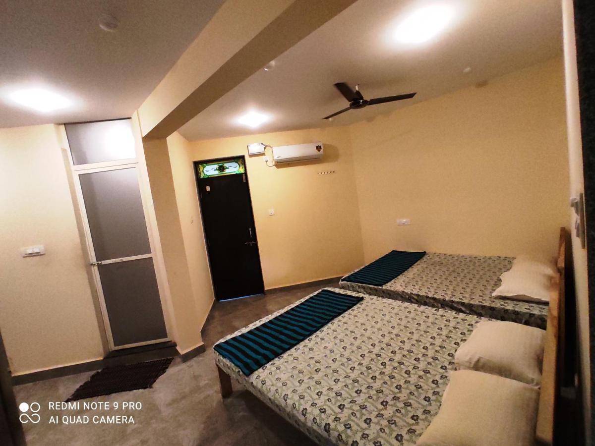 Godwill Kimo Guest house Seraulim Madgaon Extérieur photo