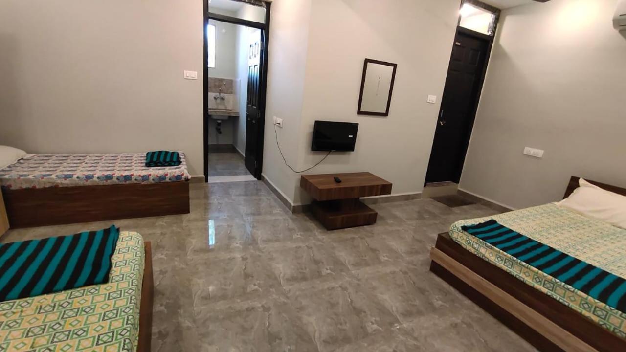 Godwill Kimo Guest house Seraulim Madgaon Extérieur photo