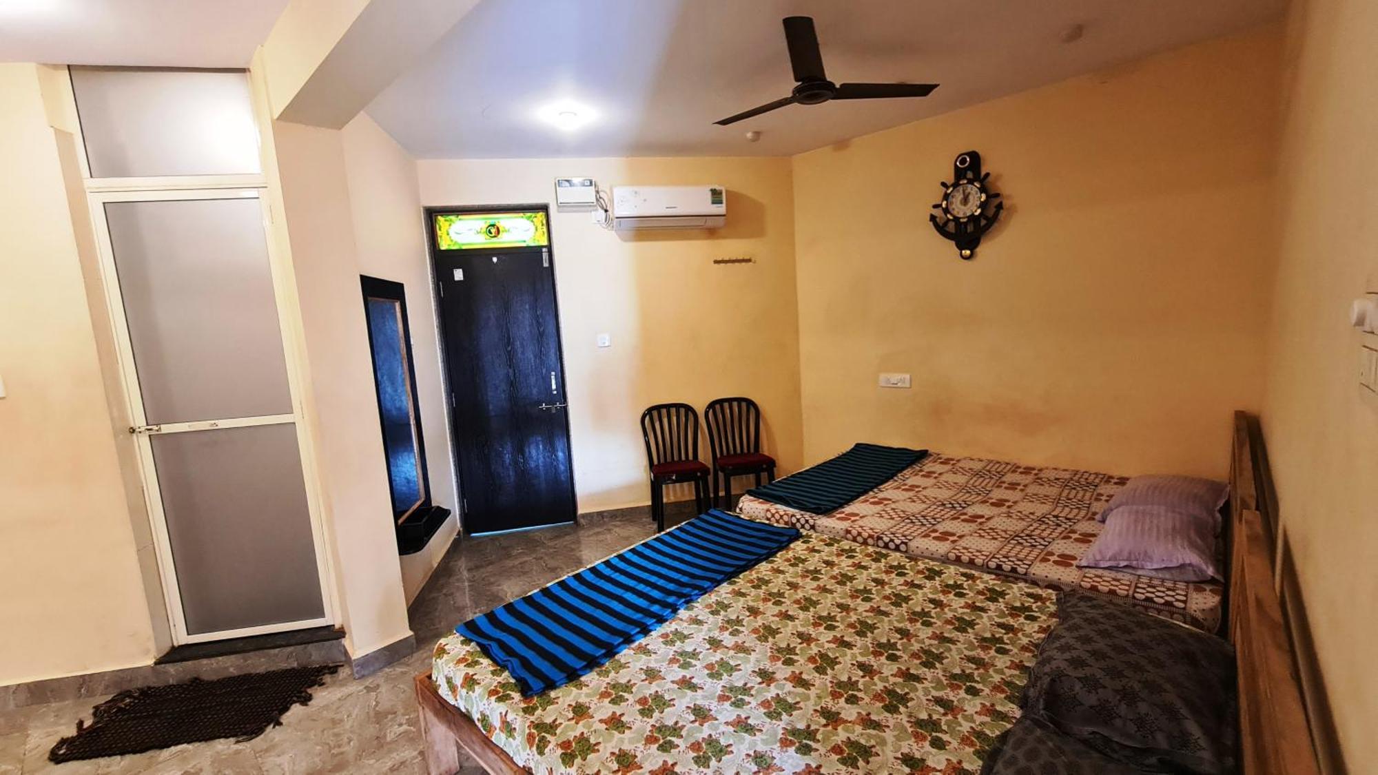 Godwill Kimo Guest house Seraulim Madgaon Extérieur photo