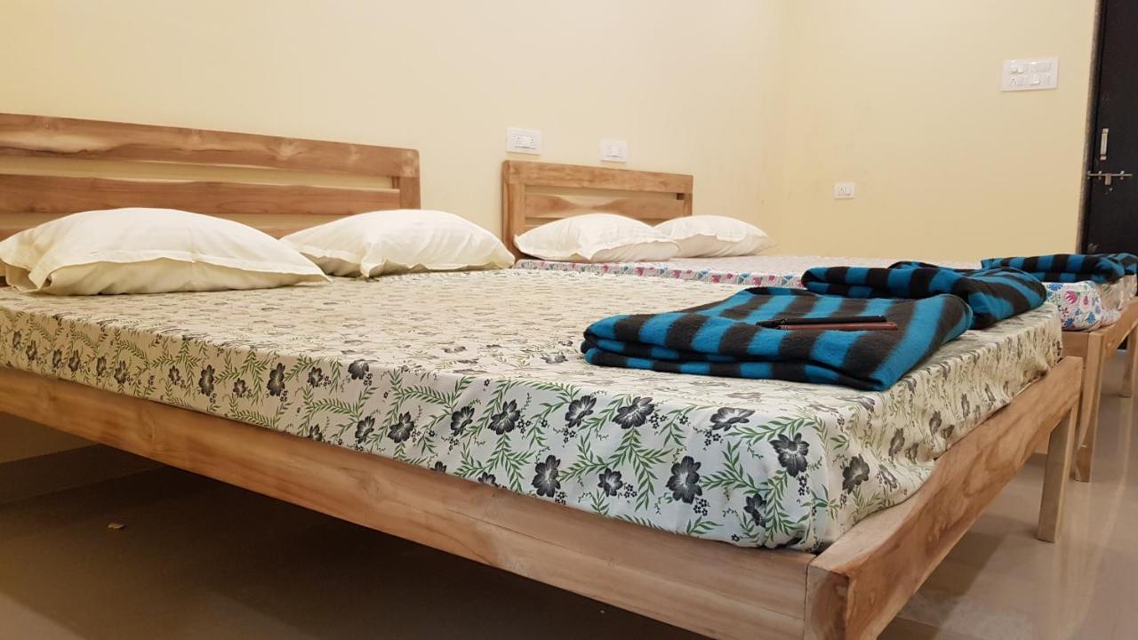 Godwill Kimo Guest house Seraulim Madgaon Extérieur photo